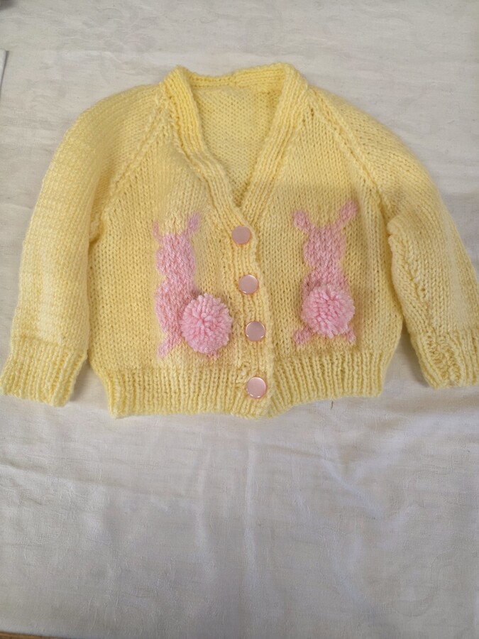 Babys cardigan by Chris